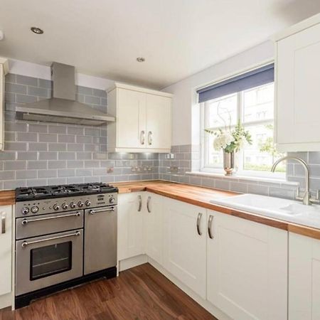 Cosy Roseburn Apartment, Edinburgh - 2 Bedrooms, Free Parking エクステリア 写真