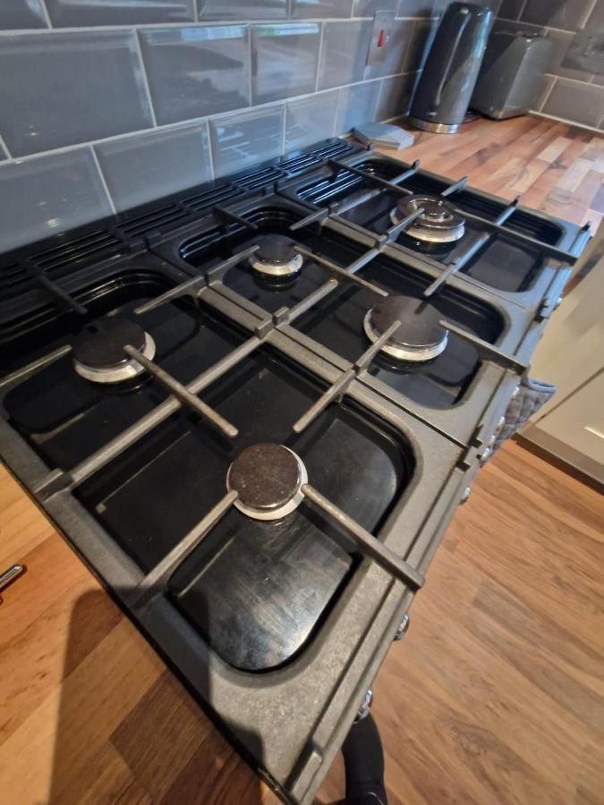 Cosy Roseburn Apartment, Edinburgh - 2 Bedrooms, Free Parking エクステリア 写真