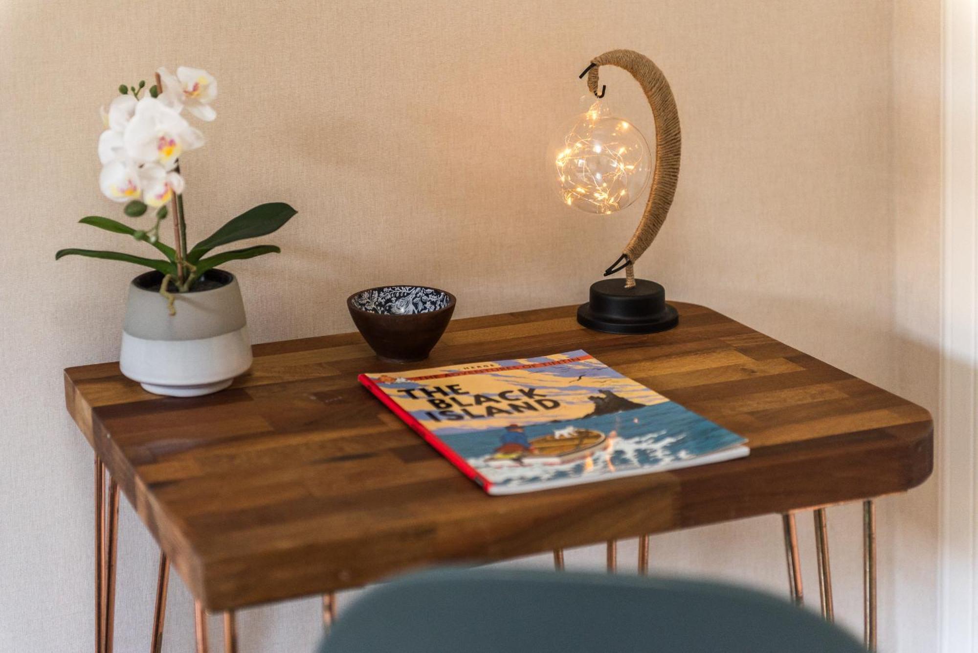 Cosy Roseburn Apartment, Edinburgh - 2 Bedrooms, Free Parking エクステリア 写真