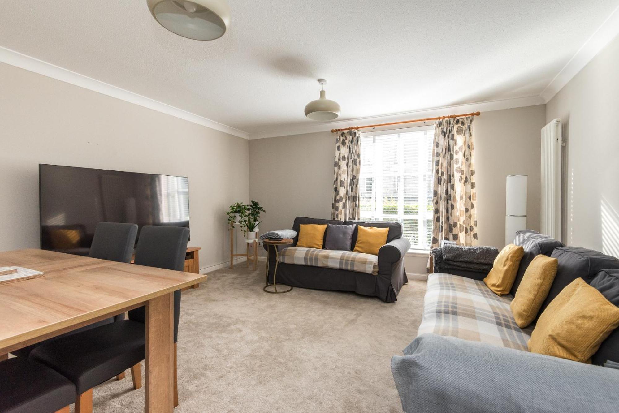 Cosy Roseburn Apartment, Edinburgh - 2 Bedrooms, Free Parking エクステリア 写真