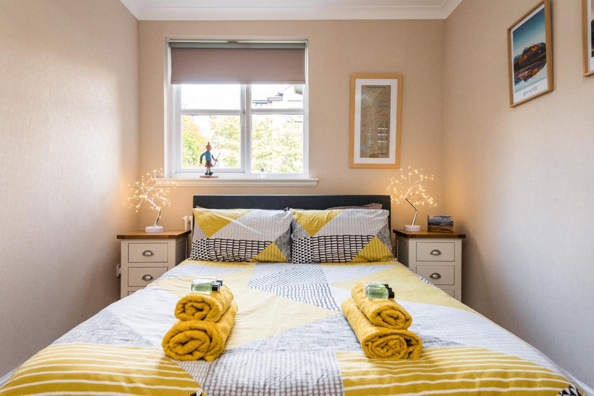 Roseburn Apartment, Edinburgh - 2 Bedrooms, Free Parking エクステリア 写真